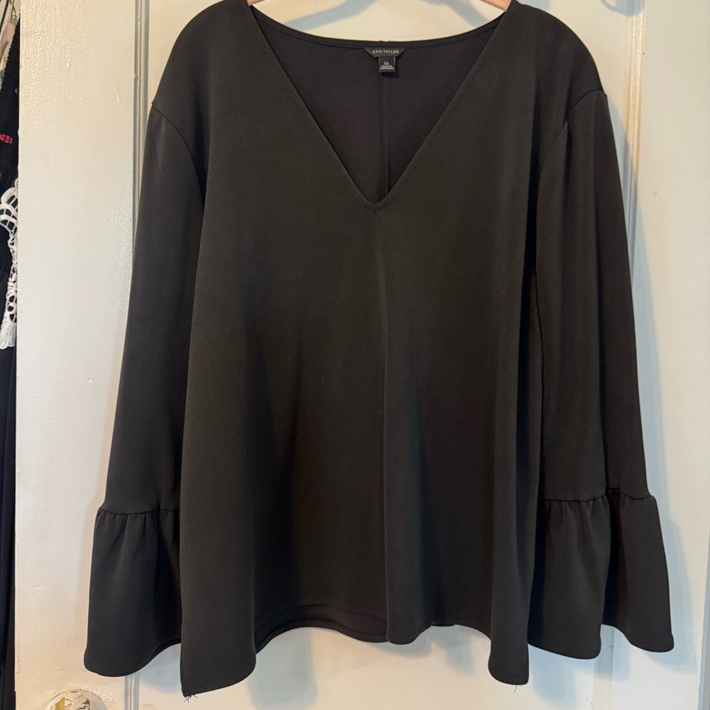 Ann Taylor Black V-Neck Blouse